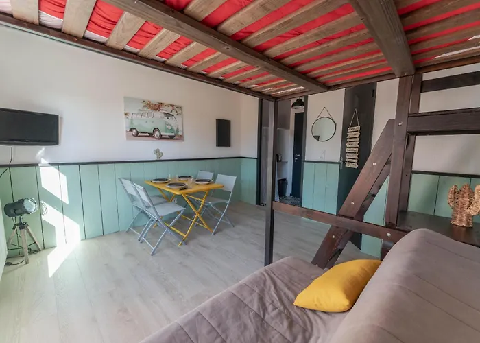 Appartement Avec Parking - Futuroscope - 1 A 4 Personnes